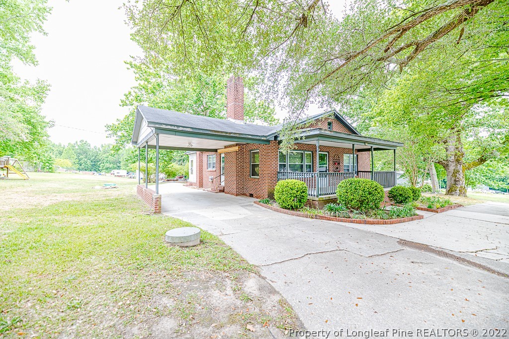 321 Lawrence Road Broadway, NC 27505 - Photo 4 of 20 Gallery Image 4