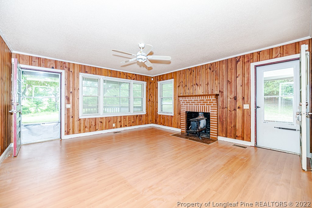 321 Lawrence Road Broadway, NC 27505 - Photo 8 of 20 Gallery Image 8