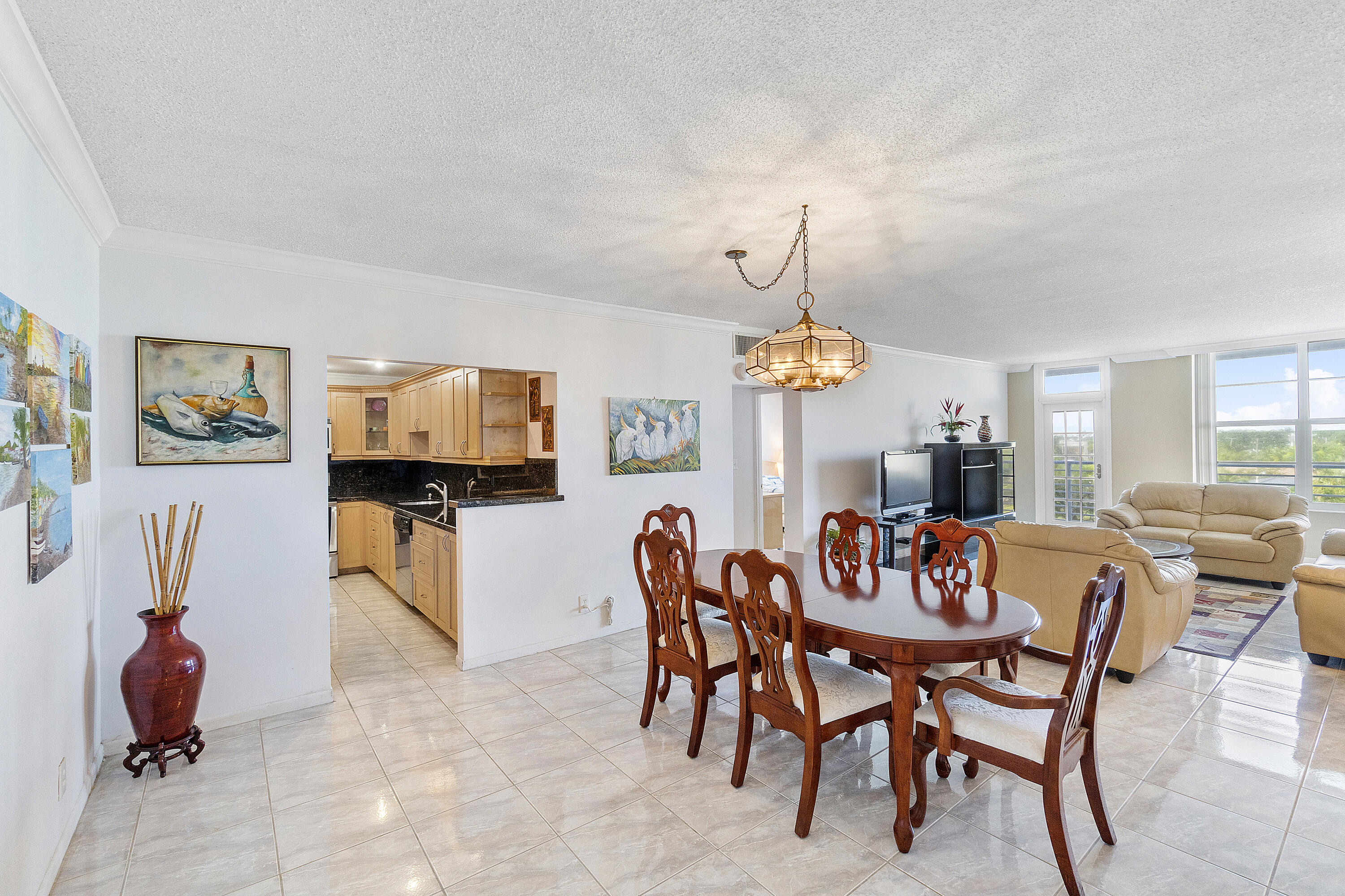 2851 South Ocean Boulevard, Unit 4B Boca Raton, FL 33432 - Photo 3 of 30 Dining Area