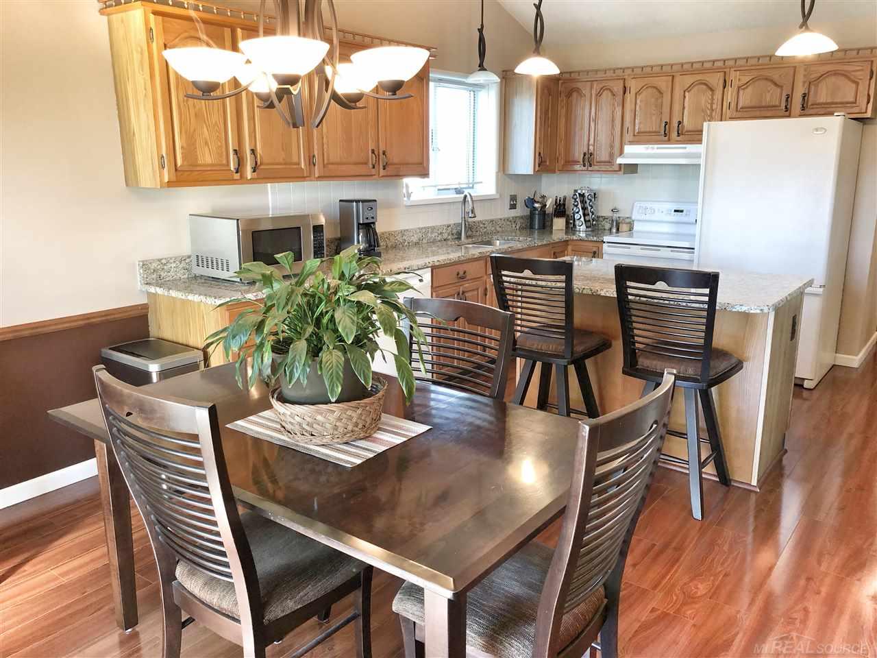 31954 Bridge Road Harrison Township, MI 48045 - Photo 21 of 38