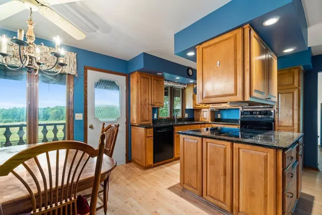 $374,900 | 518 East Chippewa Street, Cadott, WI 54727