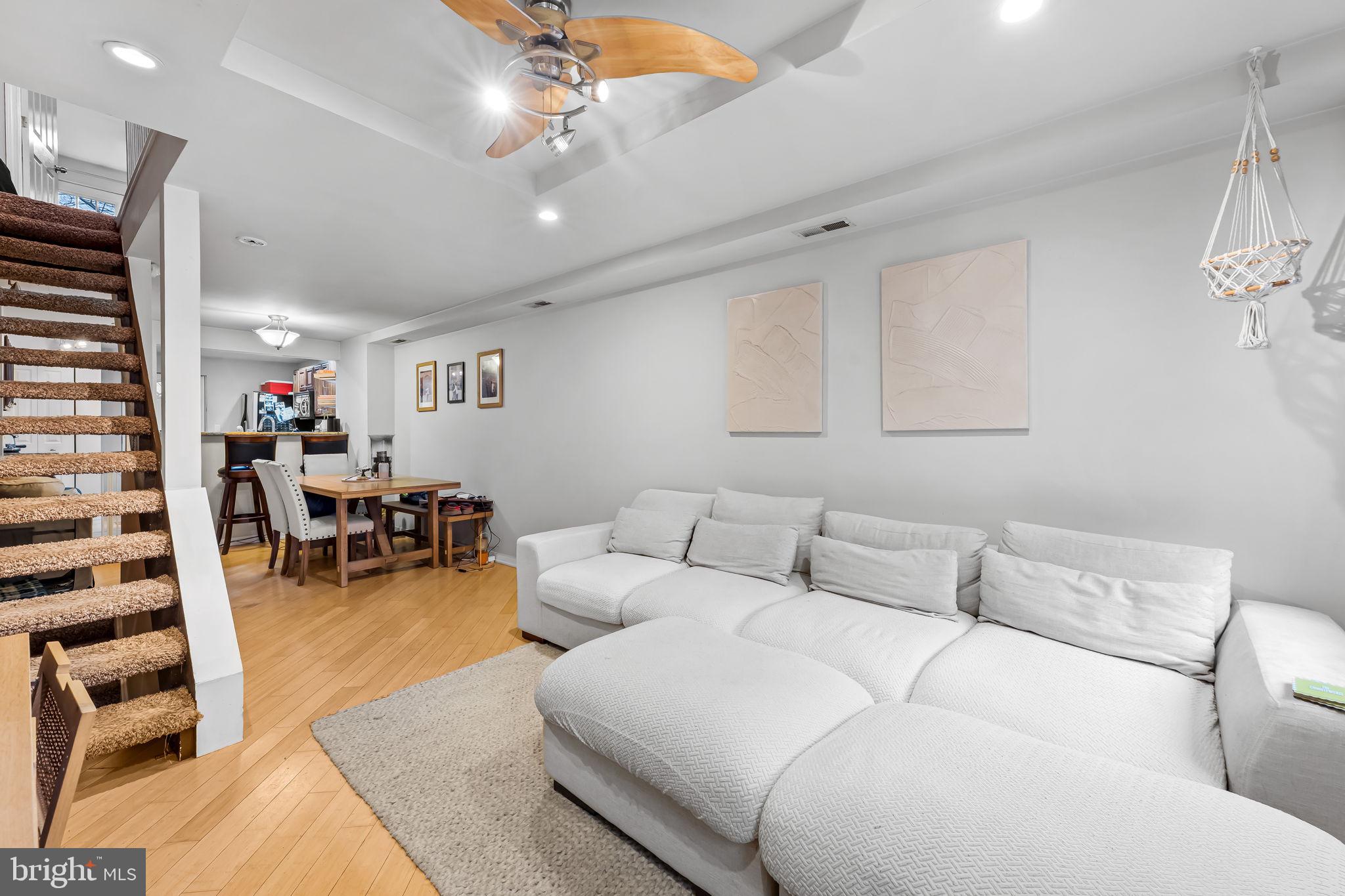 511 South Bradford Street Baltimore, MD 21224 - Photo 4 of 23