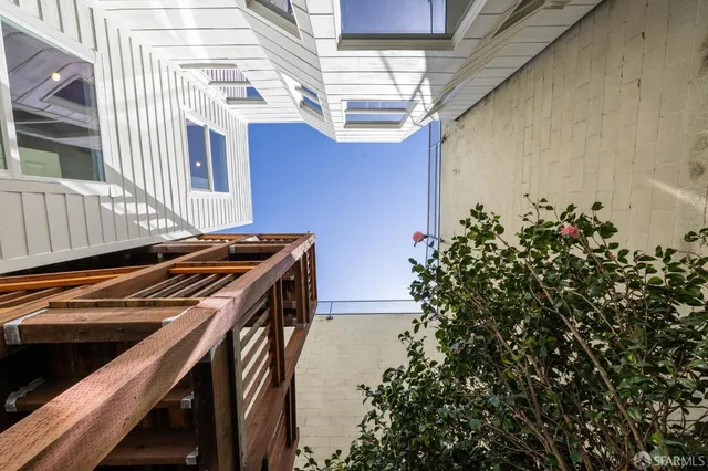 $3,250,000 | 1029-1031 Jackson Street, San Francisco, CA 94133