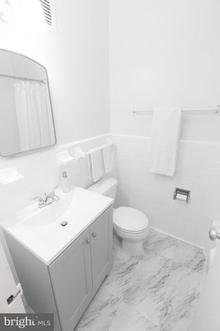 $245,000 | 1711 Massachusetts Avenue Northwest, Unit 809, Washington, DC 20036