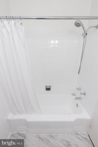 $245,000 | 1711 Massachusetts Avenue Northwest, Unit 809, Washington, DC 20036