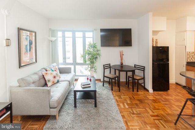 $245,000 | 1711 Massachusetts Avenue Northwest, Unit 809, Washington, DC 20036