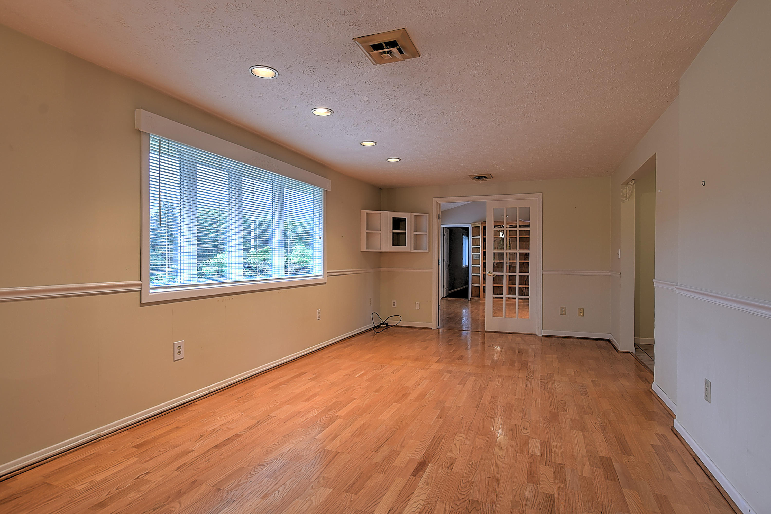 2101 Pendragon Road Kingsport, TN 37660 - Photo 16 of 58 Pendragon-13