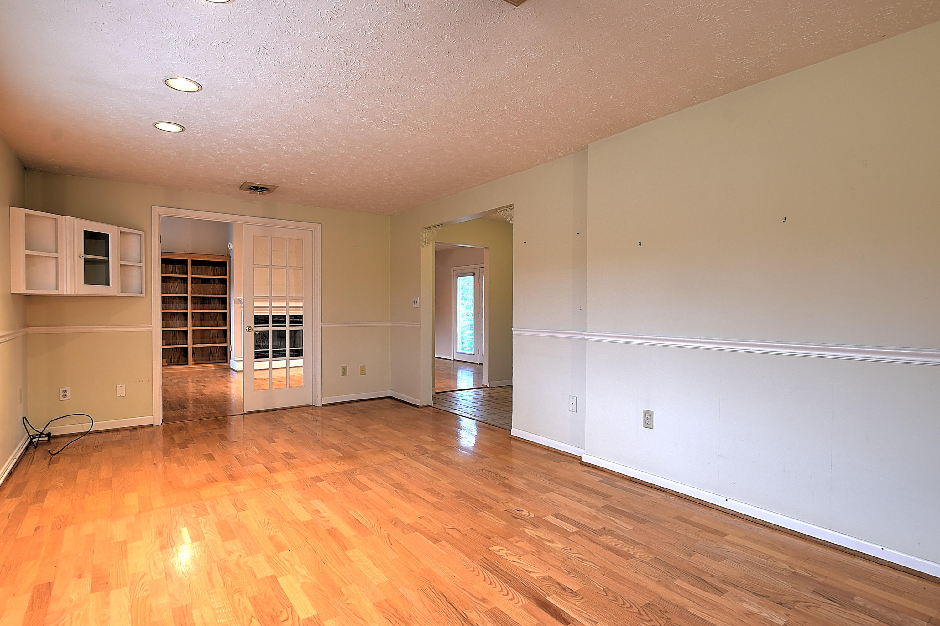 2101 Pendragon Road Kingsport, TN 37660 - Photo 17 of 58 Pendragon-14