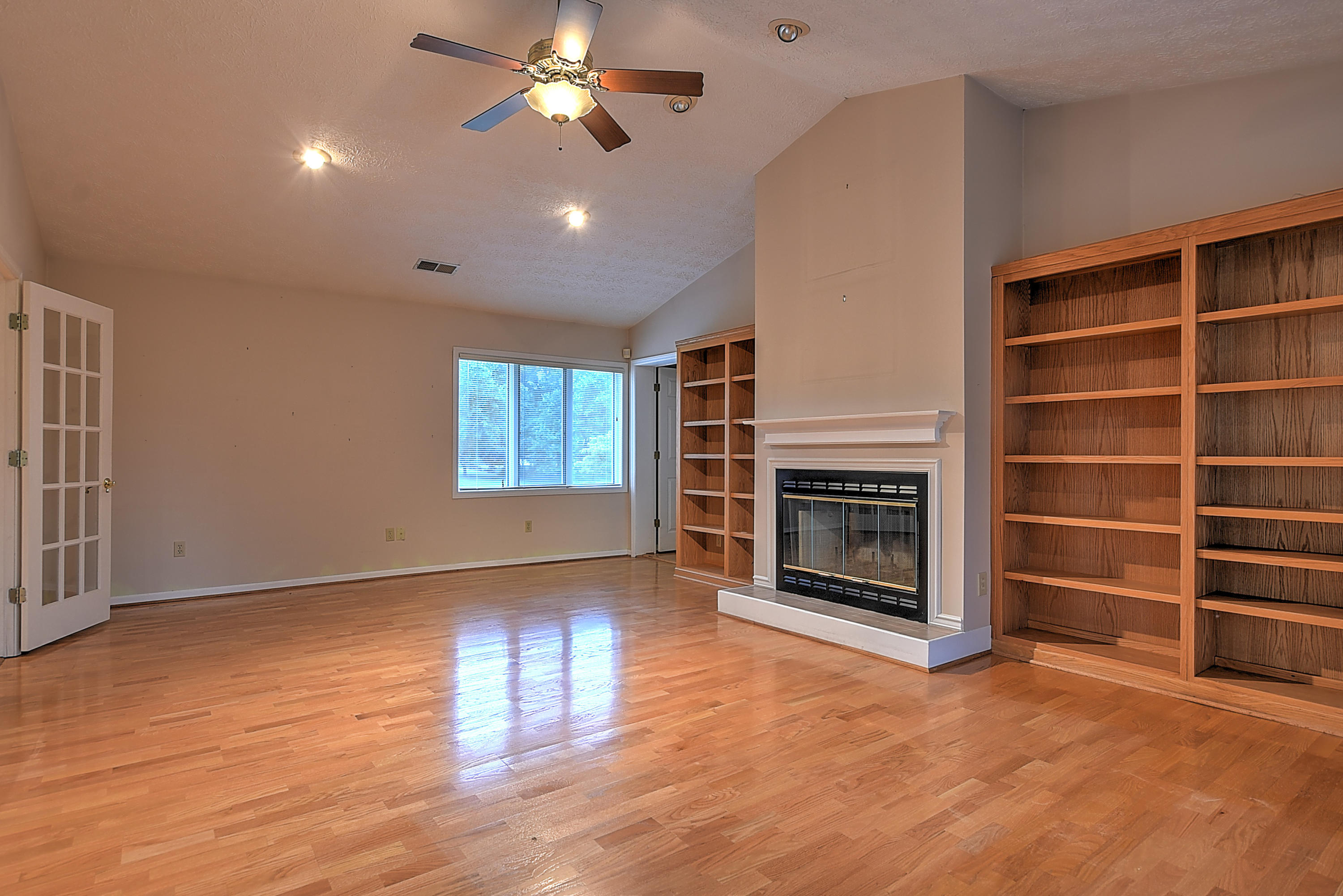 2101 Pendragon Road Kingsport, TN 37660 - Photo 20 of 58 Pendragon-17