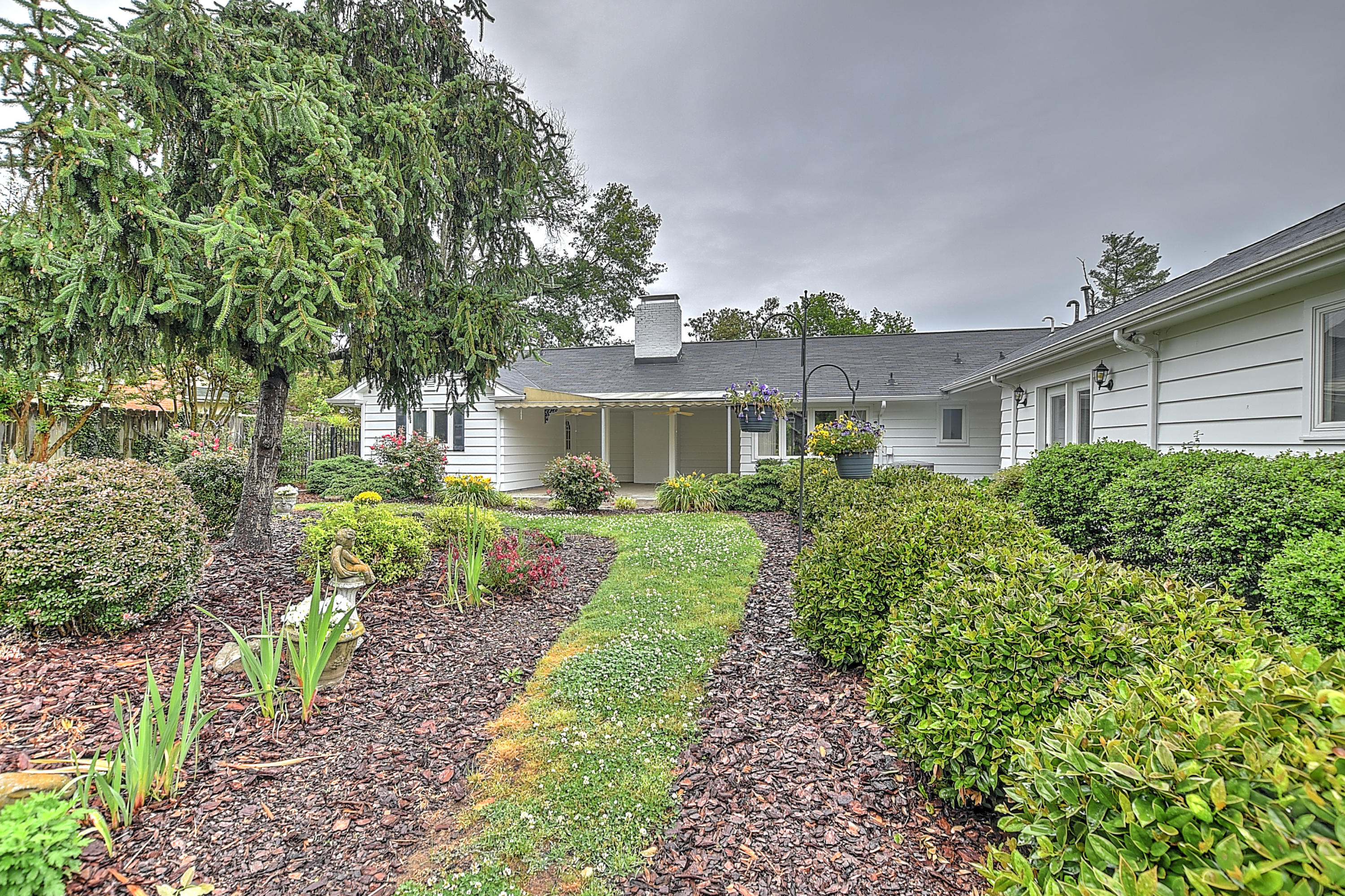 2101 Pendragon Road Kingsport, TN 37660 - Photo 47 of 58 Pendragon-44
