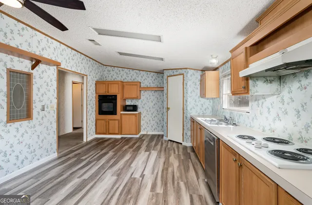 $180,000 | 176 Rockwood Lane, Locust Grove, GA 30248