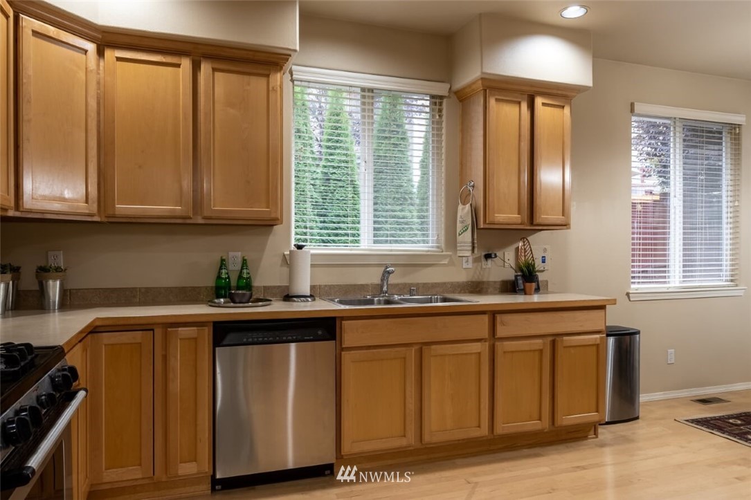 126 203rd Street Southeast Bothell, WA 98012 - Photo 14 of 24