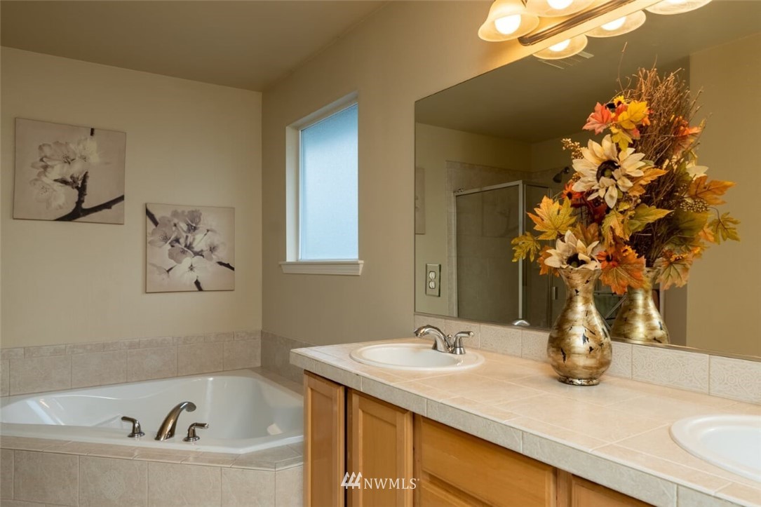 126 203rd Street Southeast Bothell, WA 98012 - Photo 18 of 24
