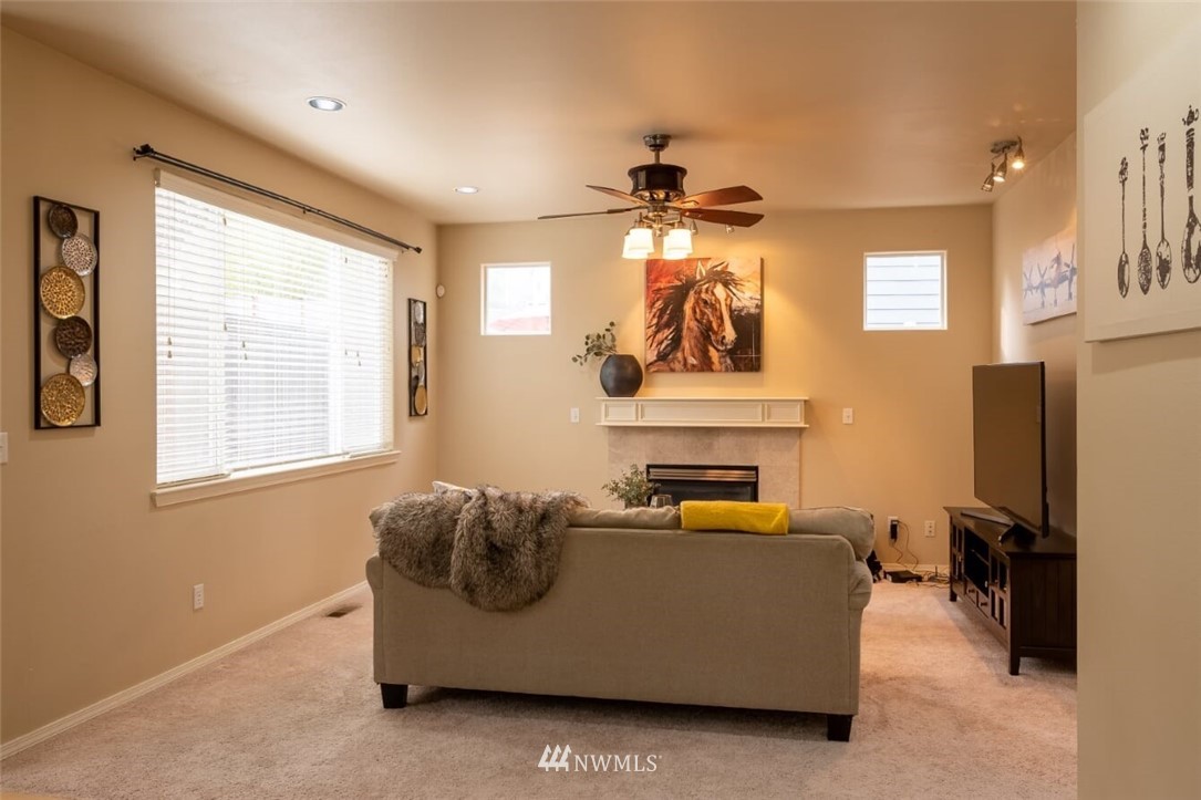 126 203rd Street Southeast Bothell, WA 98012 - Photo 8 of 24