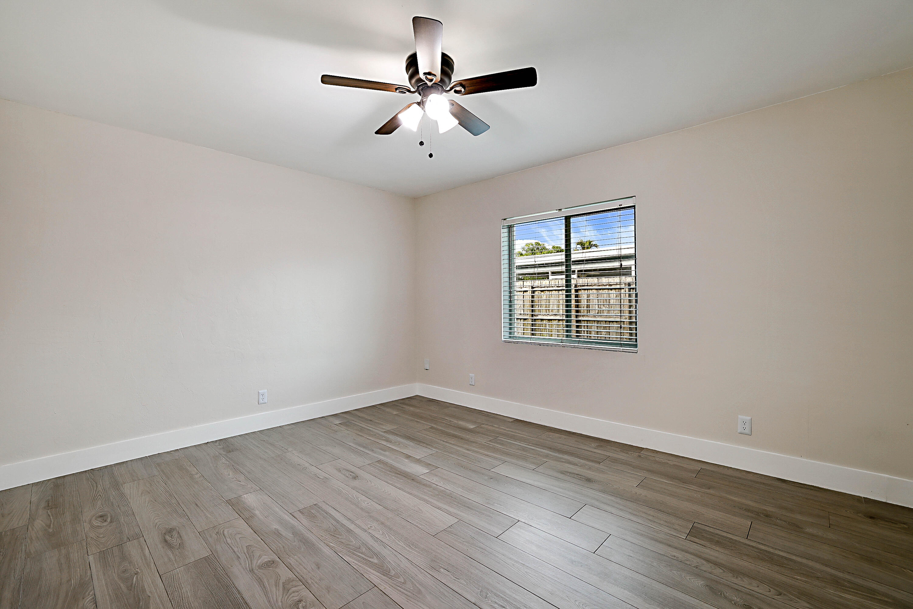 9593 Richmond Circle Boca Raton, FL 33434 - Photo 16 of 29 9593 Richmond Circle-32