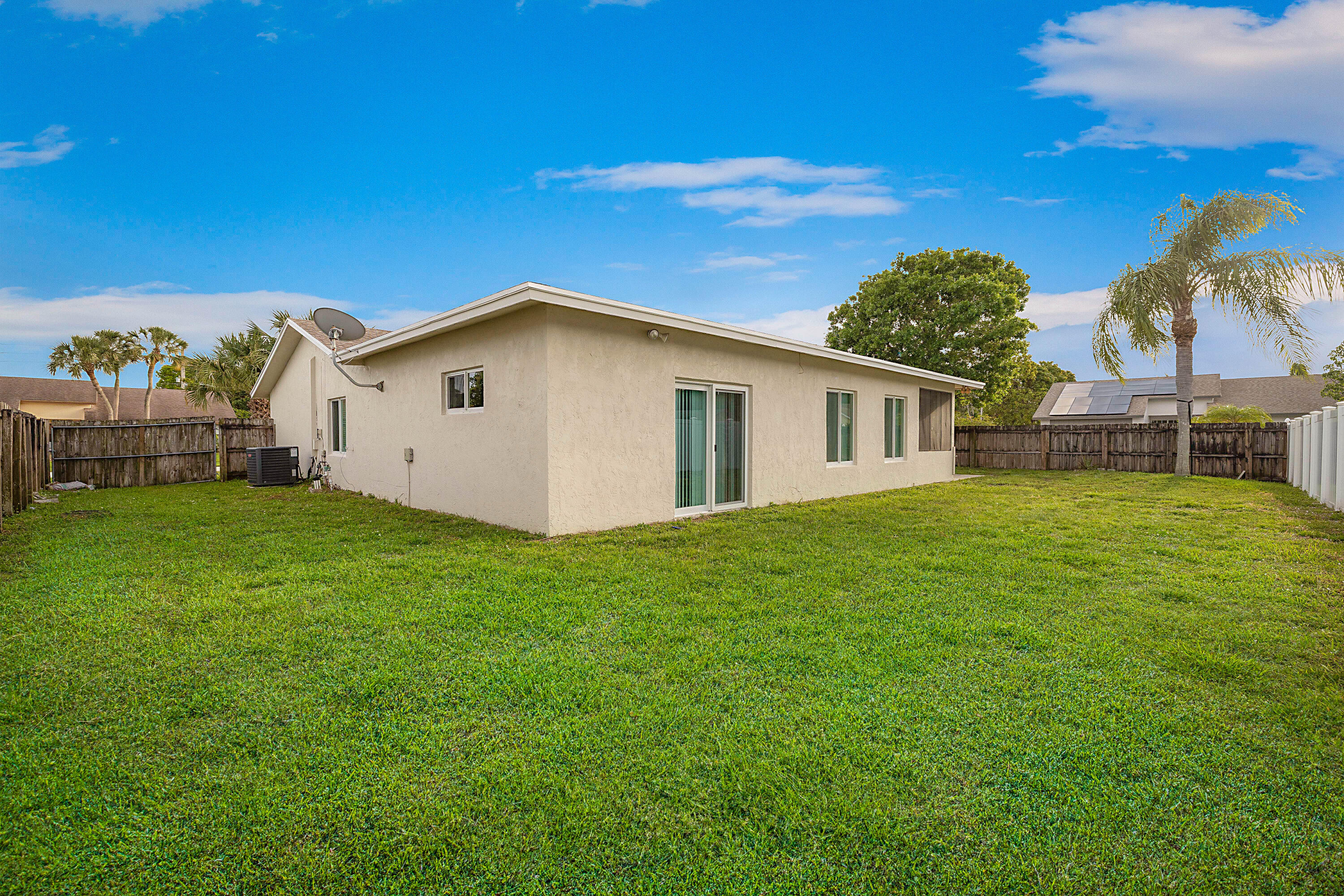 9593 Richmond Circle Boca Raton, FL 33434 - Photo 24 of 29 9593 Richmond Circle-43