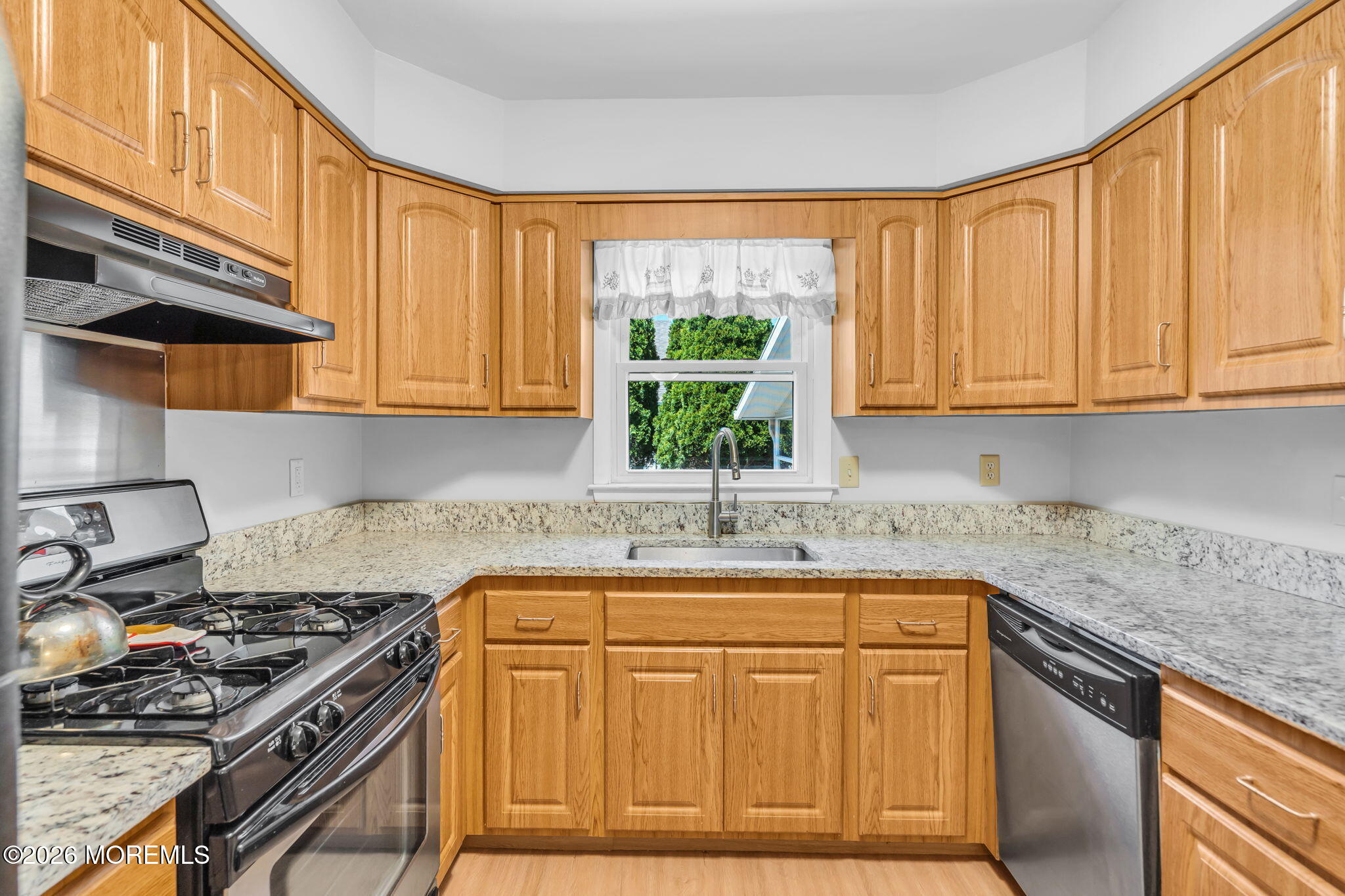 10 Sheridan Road Toms River, NJ 08757 - Photo 11 of 35 10-web-or-mls-DSC09089
