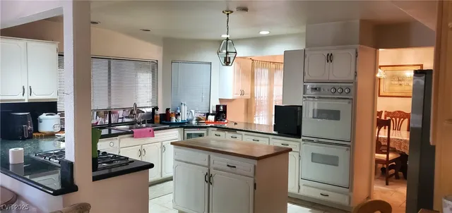 $3,500 | 2728 Bayo Court, Las Vegas, NV 89102