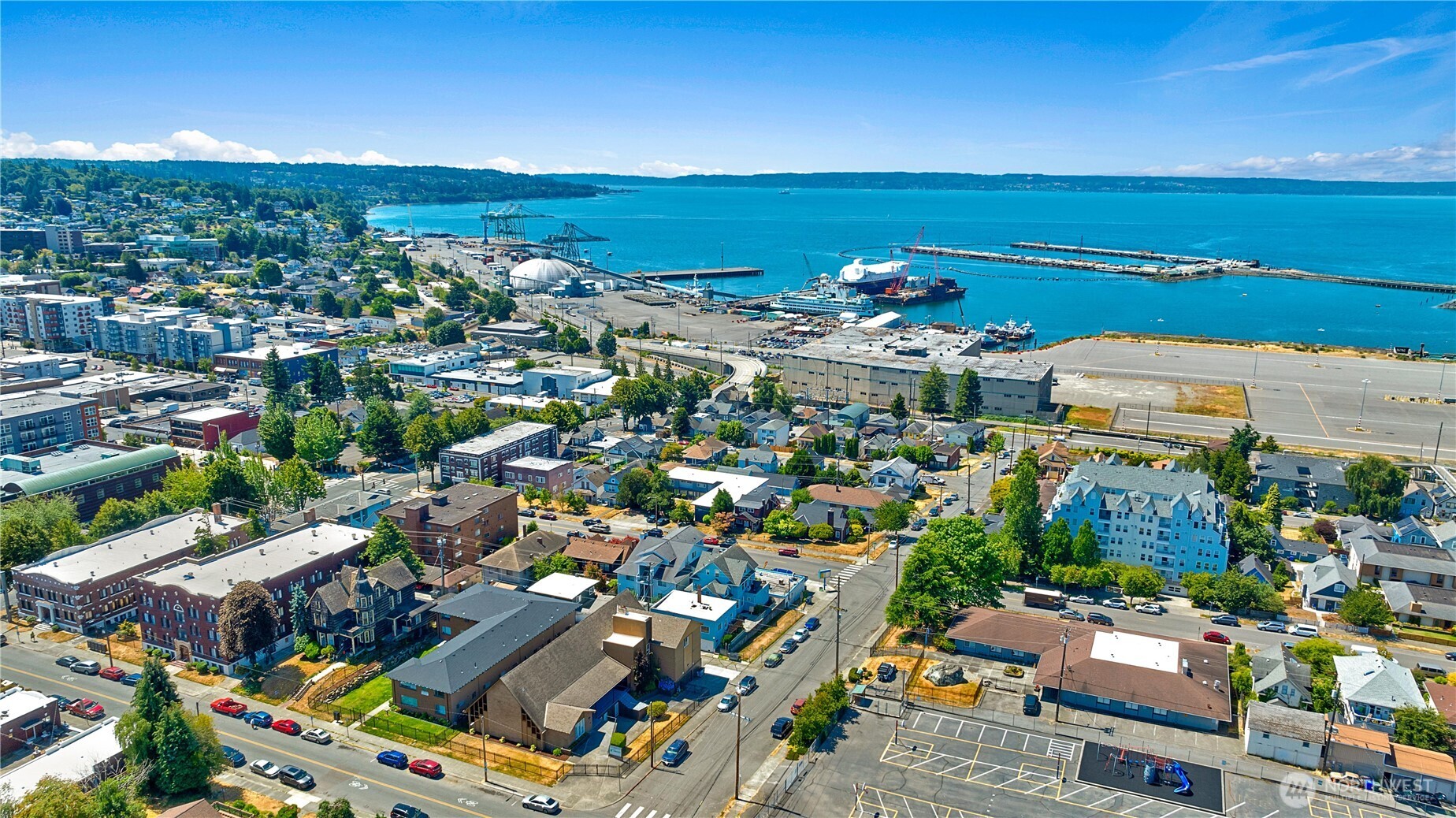 2601 Rucker Avenue Everett, WA 98201 - Photo 16 of 39 a view of a city