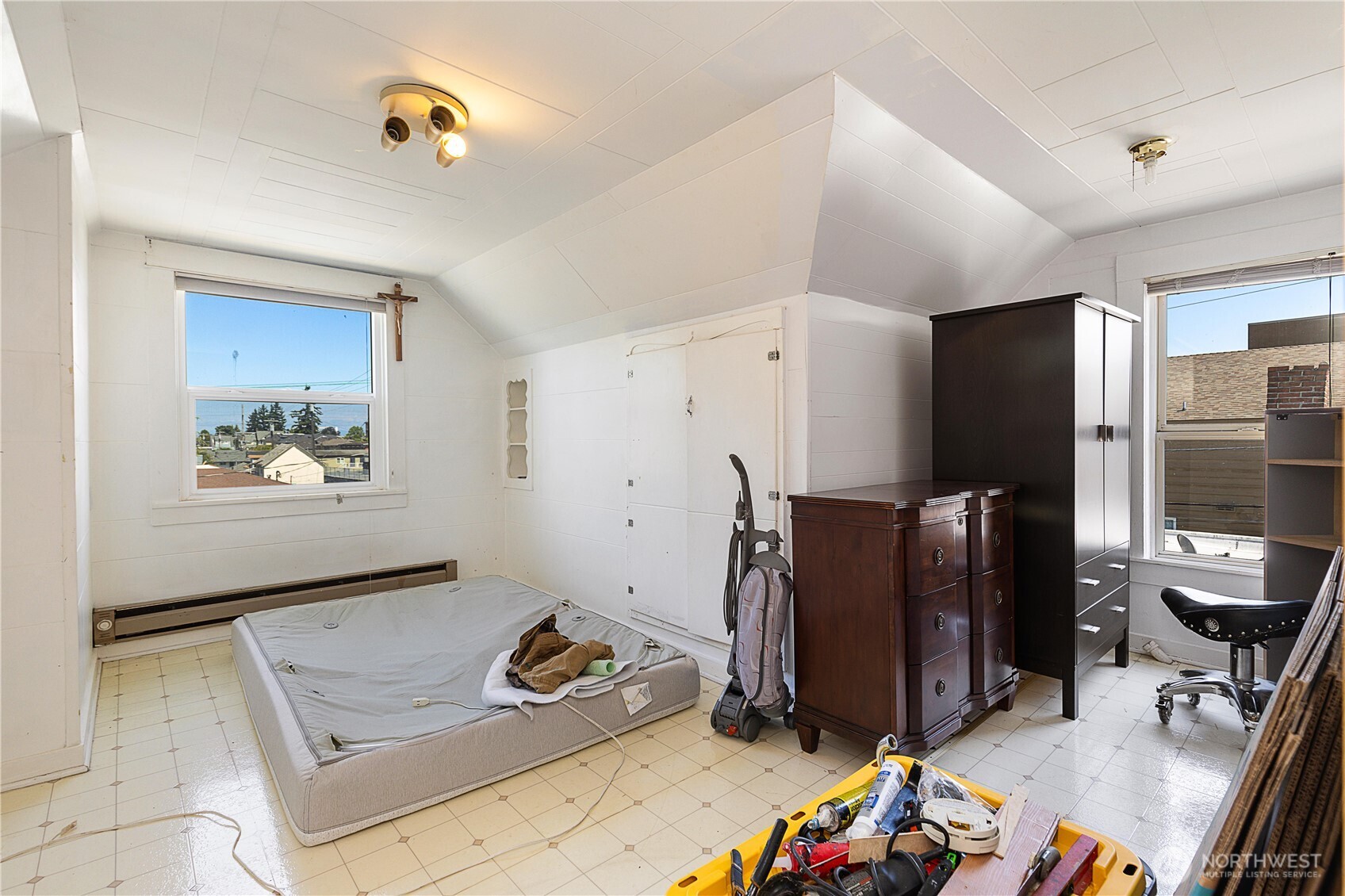 2601 Rucker Avenue Everett, WA 98201 - Photo 39 of 39 a view of a workspace with furniture and toys