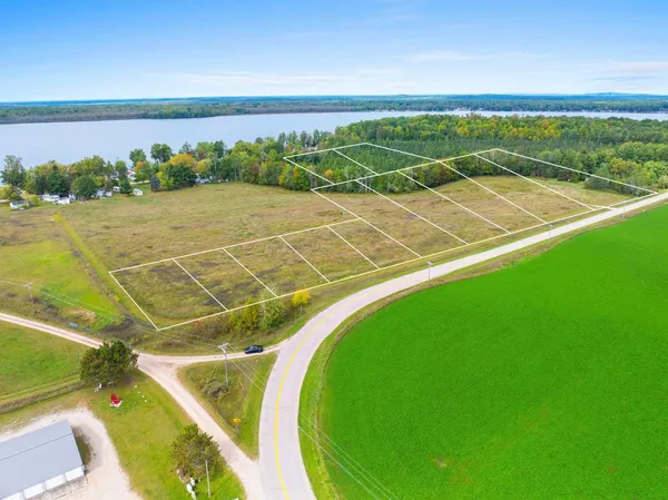 $49,500 | Parkway Road, Unit 8, Pound, WI 54161