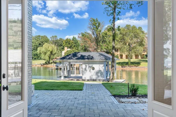 $3,650,000 | 2650 Waters Edge Drive, Penhook, VA 24137