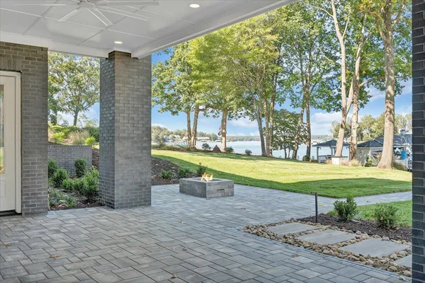 $3,650,000 | 2650 Waters Edge Drive, Penhook, VA 24137