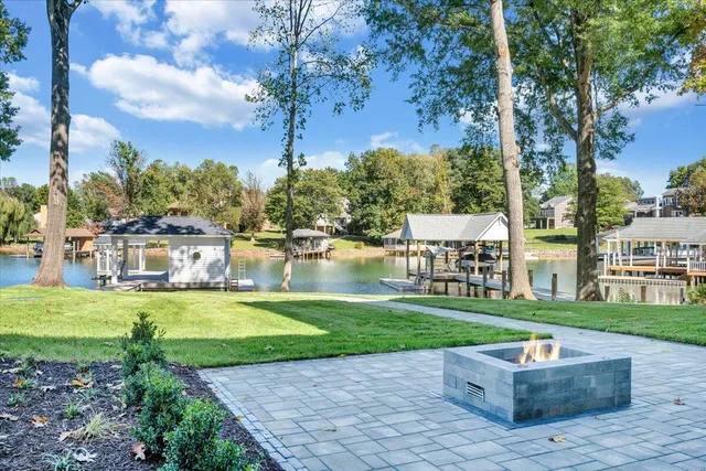 $3,650,000 | 2650 Waters Edge Drive, Penhook, VA 24137