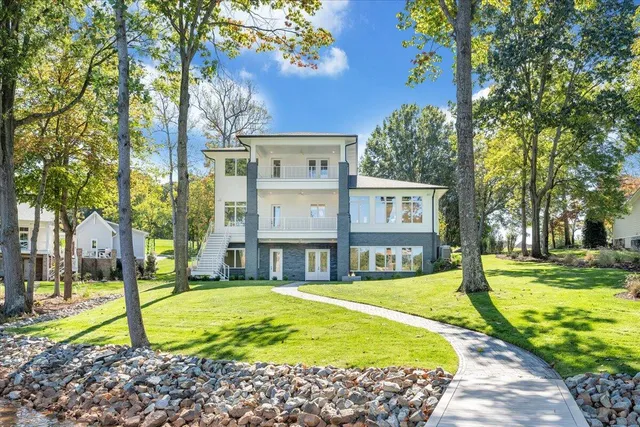 $3,650,000 | 2650 Waters Edge Drive, Penhook, VA 24137