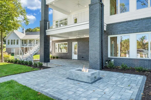 $3,650,000 | 2650 Waters Edge Drive, Penhook, VA 24137