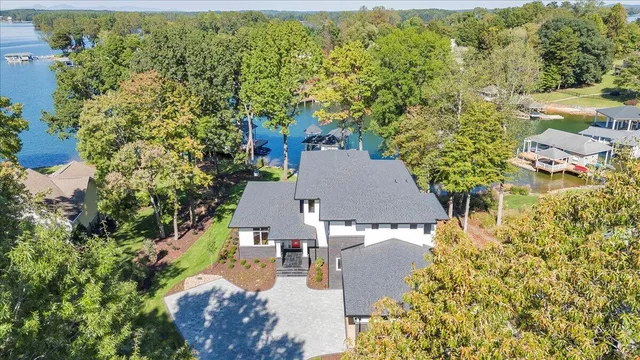 $3,650,000 | 2650 Waters Edge Drive, Penhook, VA 24137