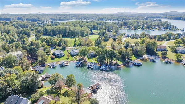 $3,650,000 | 2650 Waters Edge Drive, Penhook, VA 24137
