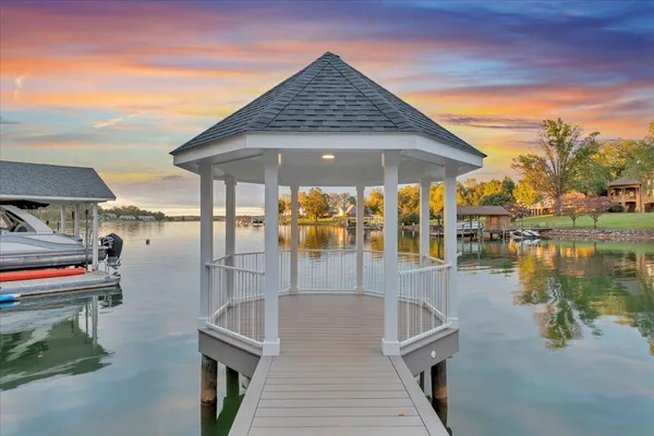 $3,650,000 | 2650 Waters Edge Drive, Penhook, VA 24137