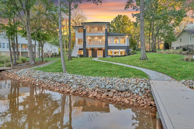 $3,650,000 | 2650 Waters Edge Drive, Penhook, VA 24137