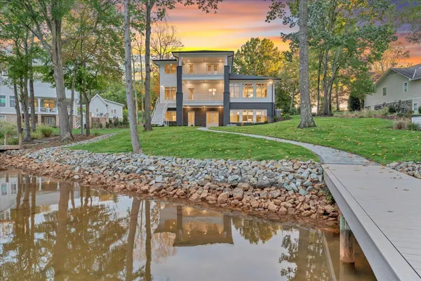 $3,650,000 | 2650 Waters Edge Drive, Penhook, VA 24137