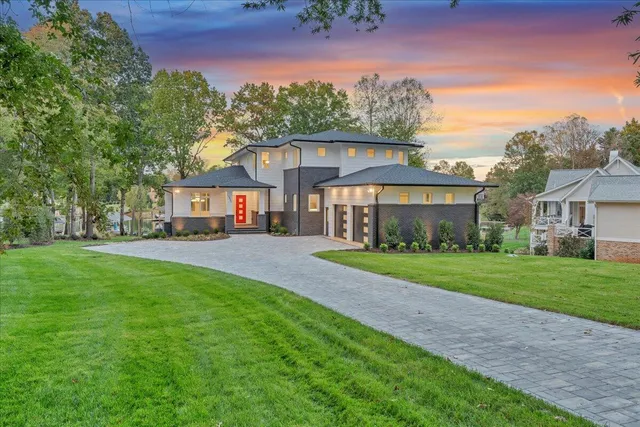 $3,650,000 | 2650 Waters Edge Drive, Penhook, VA 24137