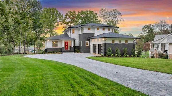 $3,650,000 | 2650 Waters Edge Drive, Penhook, VA 24137