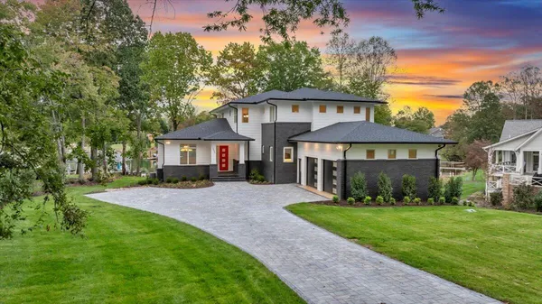 $3,650,000 | 2650 Waters Edge Drive, Penhook, VA 24137