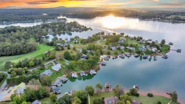 $3,650,000 | 2650 Waters Edge Drive, Penhook, VA 24137