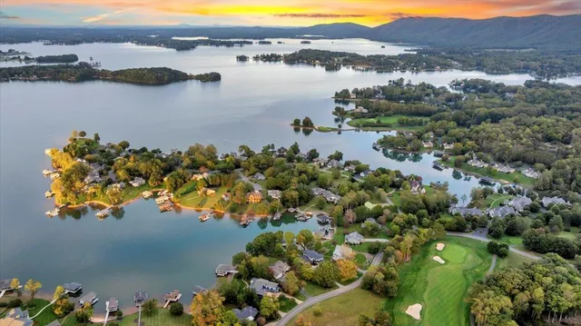 $3,650,000 | 2650 Waters Edge Drive, Penhook, VA 24137