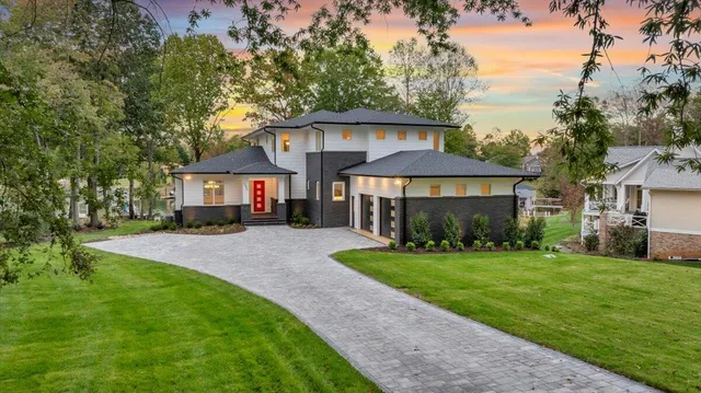 $3,650,000 | 2650 Waters Edge Drive, Penhook, VA 24137