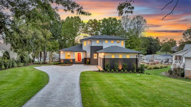 $3,650,000 | 2650 Waters Edge Drive, Penhook, VA 24137
