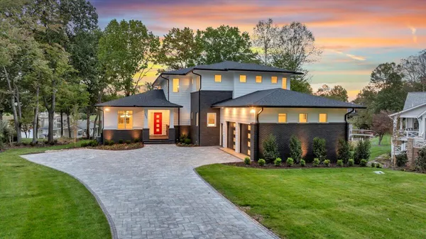 $3,650,000 | 2650 Waters Edge Drive, Penhook, VA 24137