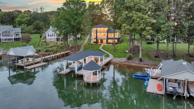 $3,650,000 | 2650 Waters Edge Drive, Penhook, VA 24137