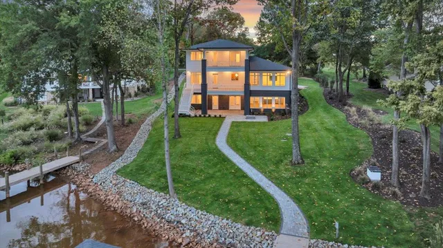 $3,650,000 | 2650 Waters Edge Drive, Penhook, VA 24137