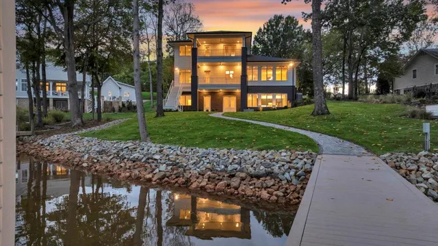 $3,650,000 | 2650 Waters Edge Drive, Penhook, VA 24137