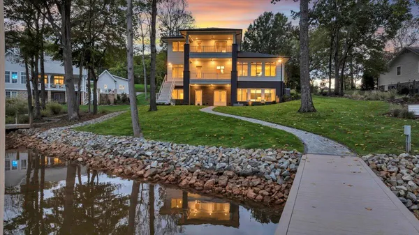 $3,650,000 | 2650 Waters Edge Drive, Penhook, VA 24137