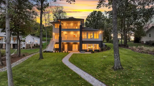 $3,650,000 | 2650 Waters Edge Drive, Penhook, VA 24137