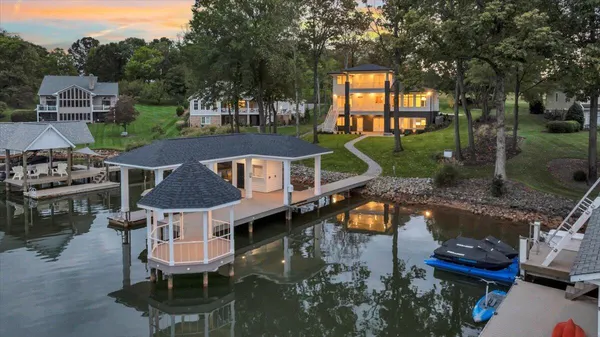 $3,650,000 | 2650 Waters Edge Drive, Penhook, VA 24137