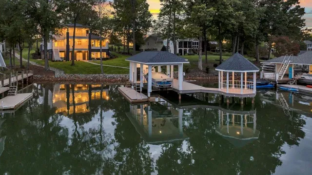 $3,650,000 | 2650 Waters Edge Drive, Penhook, VA 24137